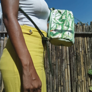 Bolsa Zaika Brasil Artesanal Transversal Ajustável